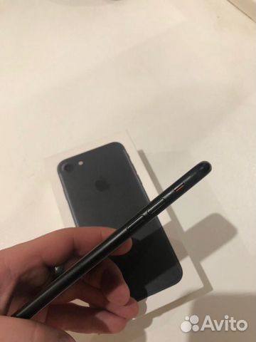 Подам iPhone 7 32Gb