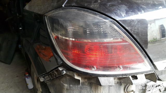 Opel astra h хэтчбек левый фонарь Opel astra h хэтчбек левый фонарь