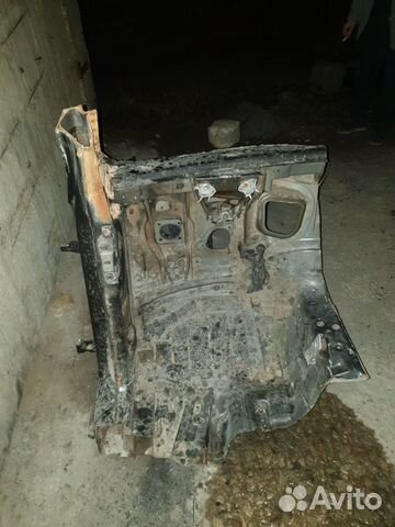 Четверть Mercedes Benz GL ML GLS GLE class W166