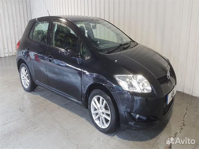 Toyota Auris E15 в разборе