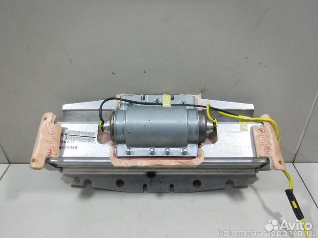 Подушка безопасности в торпедо BMW X5 E70