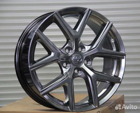 Новые диски на Toyota Rav-4 R18 5*114.3 Новые диски на Toyota Rav-4 R18 5*114.3