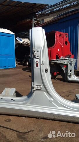 Порог со стойкой правый Hyundai Elantra 5 MD (2010 Порог со стойкой правый Hyundai Elantra 5 MD (2010