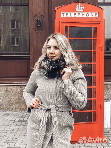 Пальто зимнее с натуральным мехом Пальто зимнее с натуральным мехом