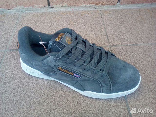 Кроссовки Reebok Classic Кроссовки Reebok Classic