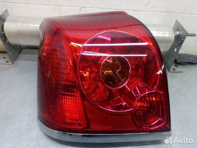 Фонарь задний левый Toyota Avensis 2 2003-2008 Фонарь задний левый Toyota Avensis 2 2003-2008