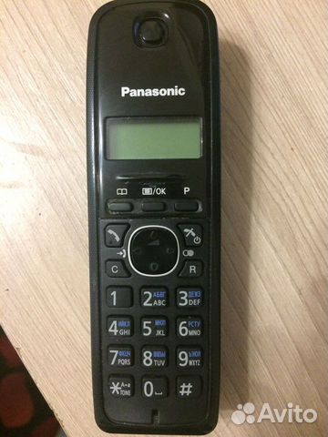 Телефон Panasonic KX-TG1611RU Телефон Panasonic KX-TG1611RU