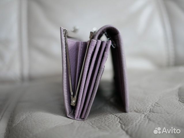 Новый кожанный кошелек Новый кожанный кошелек
