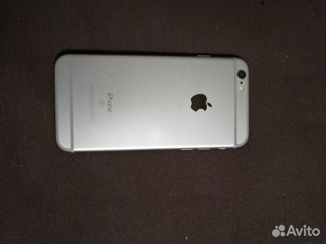 Телефон iPhone 6 s на 16гб Телефон iPhone 6 s на 16гб