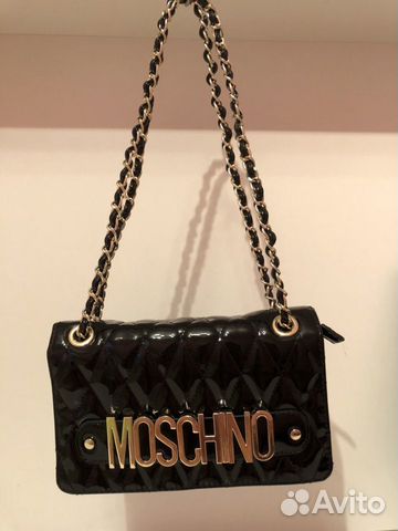 Лаковая сумка фирма Moschino, производство Италия Лаковая сумка фирма Moschino, производство Италия