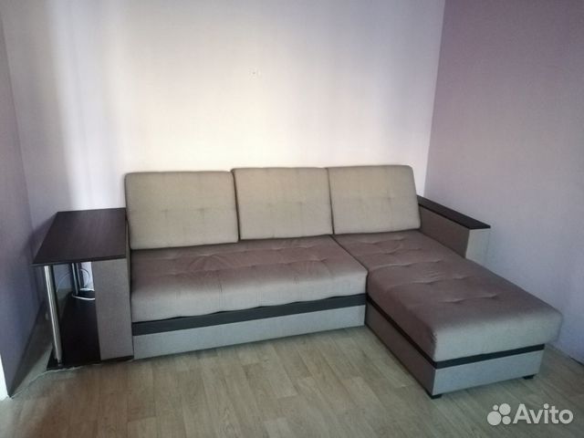 Диван