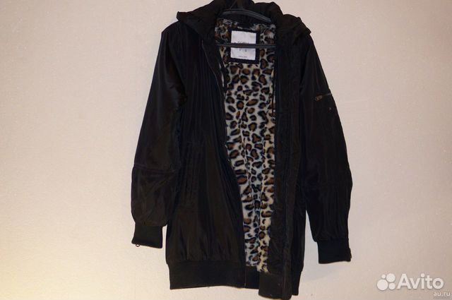 Бомбер удлиненный черный Pull&Bear