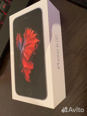 Айфоны в грозном. Айфон 6 коробка. Iphone 6s Box. Запечатанный айфон 11. Айфоны в коробках.