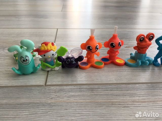 Игрушки из киндер сюрпризов