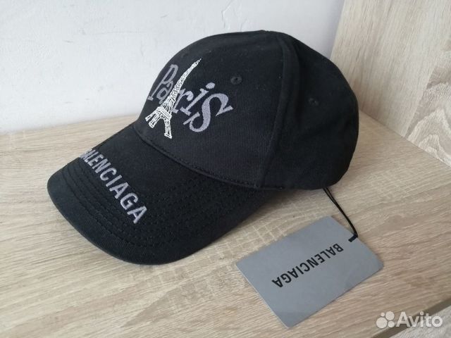 Бейсболка Balensiaga. Новая, оригинал Бейсболка Balensiaga. Новая, оригинал