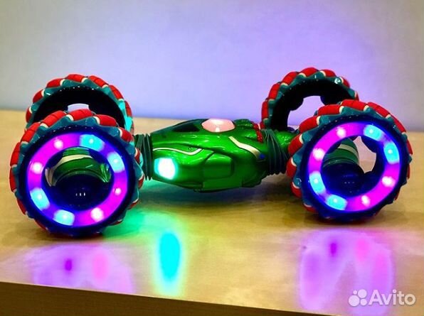 Машинка перевертыш с управлением жестами рук Машинка перевертыш с управлением жестами рук