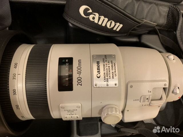 Canon EF 200-400mm f/4L IS USM Extender Canon EF 200-400mm f/4L IS USM Extender