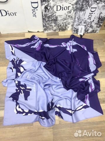 Новый женский шёлковый платок Dior Новый женский шёлковый платок Dior