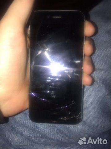 Телефон iPhone 6s 64гиг
