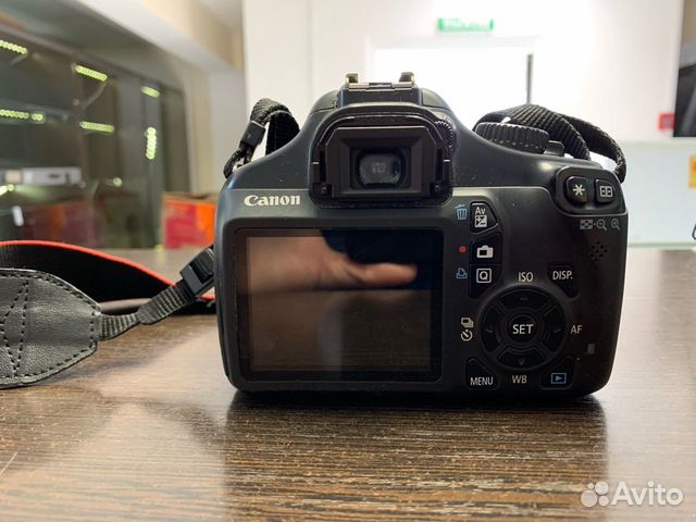 Фотоаппарат Canon 1100d Фотоаппарат Canon 1100d