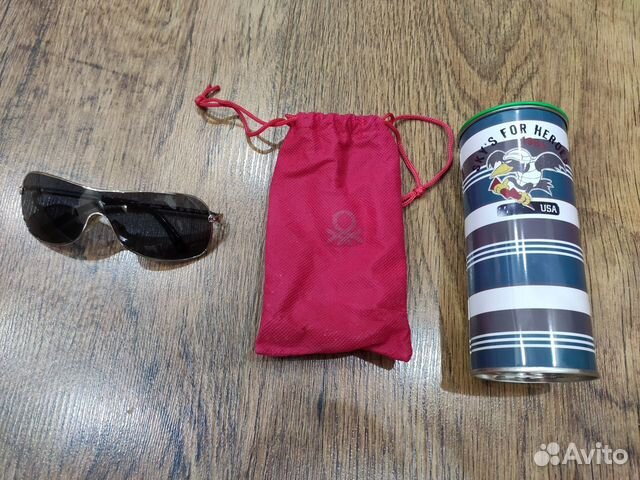 Солнцезащитные очки United Colors of Benetton