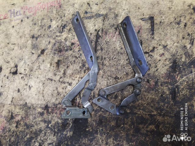 Петли капота Mercedes-Benz W168 Петли капота Mercedes-Benz W168