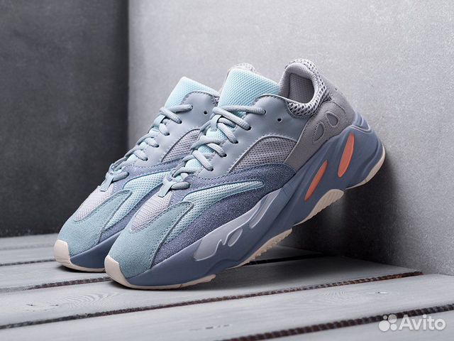 Кроссовки Adidas Yeezy boost 700 Кроссовки Adidas Yeezy boost 700
