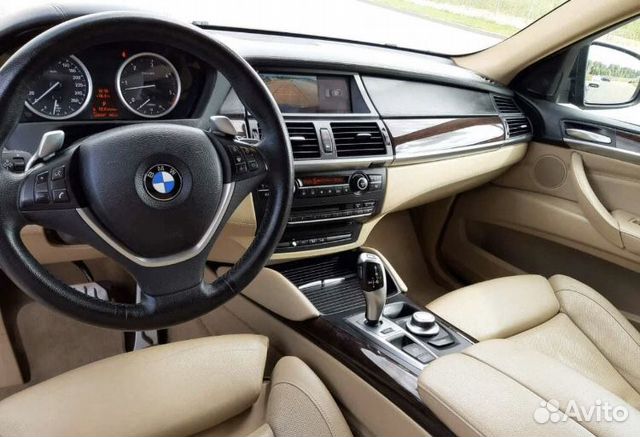 Аренда авто с водителем на свадьбу Аренда авто с водителем на свадьбу