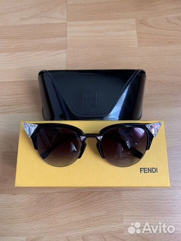 Солнцезащитные очки Tom Ford Fendi Kors RayBan Солнцезащитные очки Tom Ford Fendi Kors RayBan