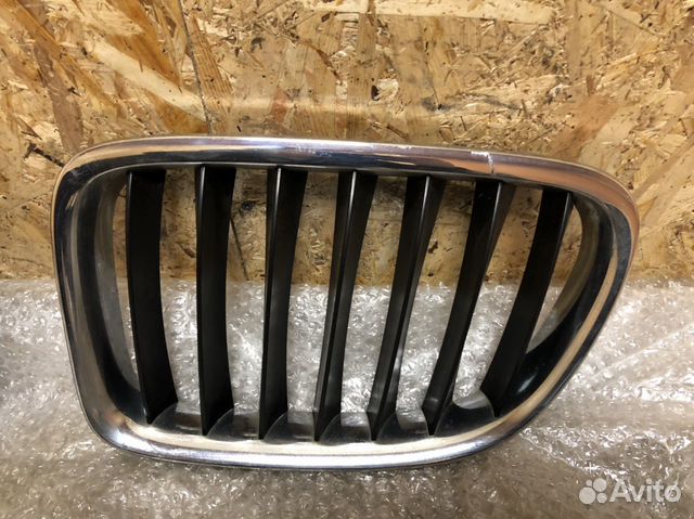 Решетка радиатора E84 bmw - 51112993308 Решетка радиатора E84 bmw - 51112993308
