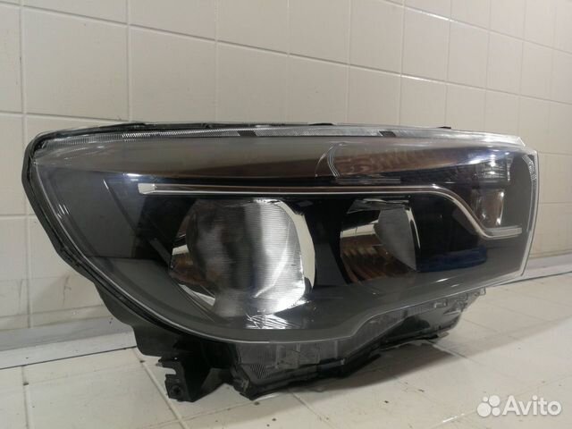 Фара передняя правая LADA Vesta 2180 / 2181 Фара передняя правая LADA Vesta 2180 / 2181