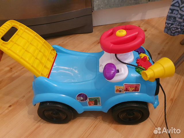 Машинка-каталка baby einstein Машинка-каталка baby einstein