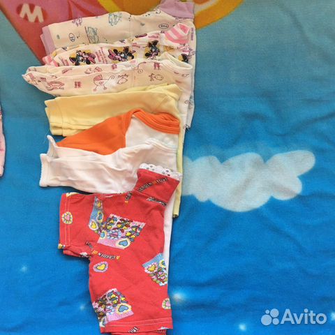 Вещи для девочки пакетом Вещи для девочки пакетом