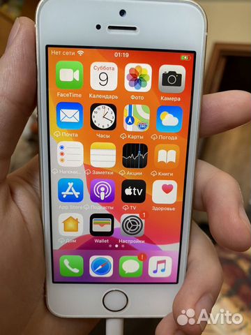 Телефон iPhone se 32gb Телефон iPhone se 32gb