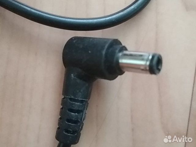 Блок питания для ноутбука DNS