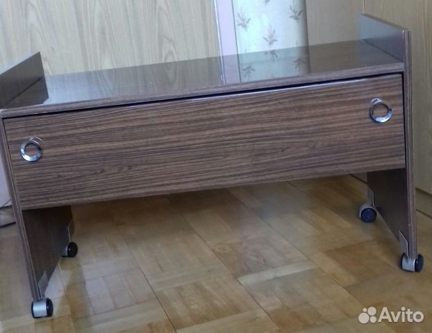 Тумба на колесиках винтаж Тумба на колесиках винтаж