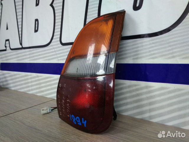 Фонарь задний задний правый Nissan Wingroad WHY10 Фонарь задний задний правый Nissan Wingroad WHY10