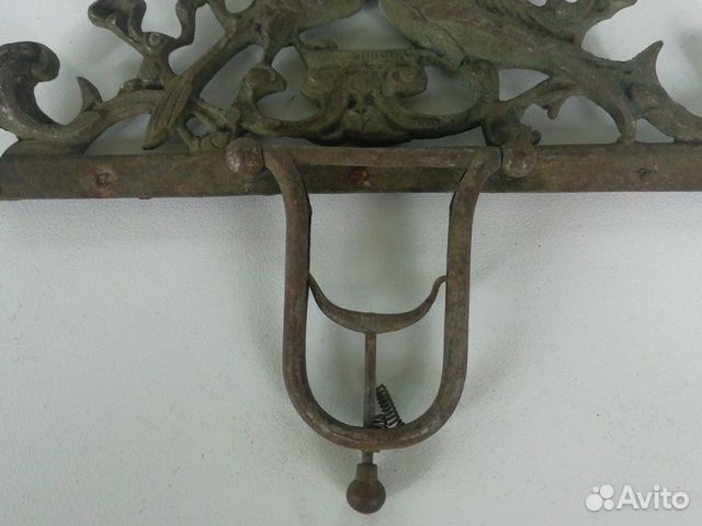Подставка и подсвечник