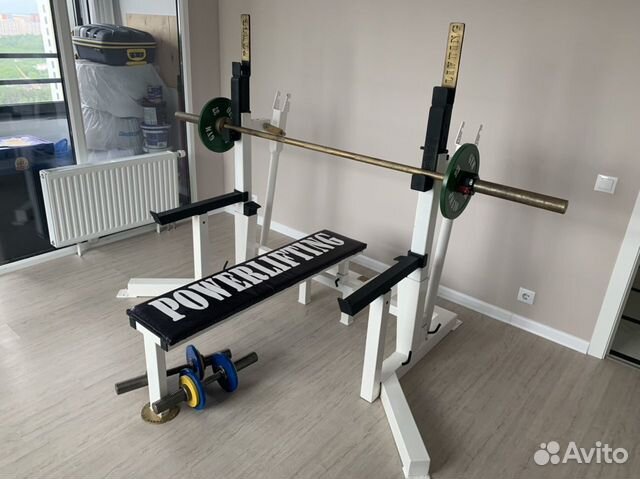 Стойка для штанги, штанга, гантели