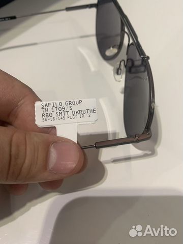 Очки Tommy Hilfiger