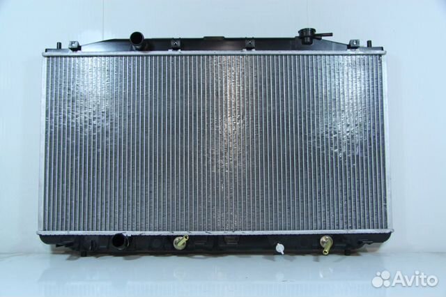 Радиатор охлаждения Honda Accord vii 7