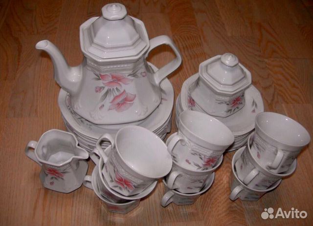Чайный сервиз 9 персон Чайный сервиз 9 персон