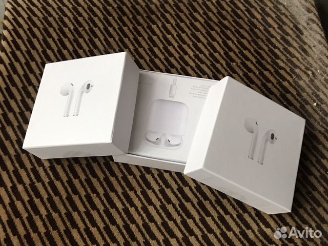 Беспроводные наушники AirPods 2 Беспроводные наушники AirPods 2