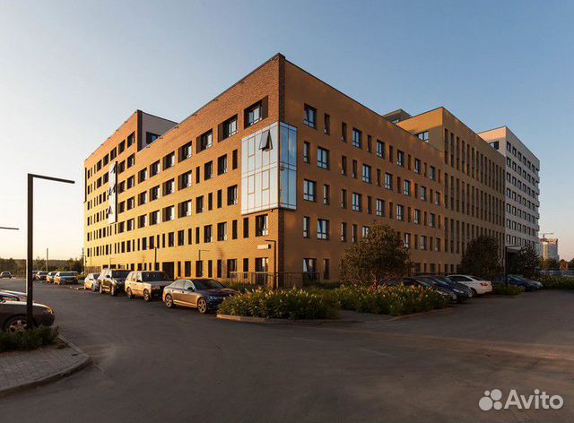 2-к квартира, 80.4 м², 1/9 эт.