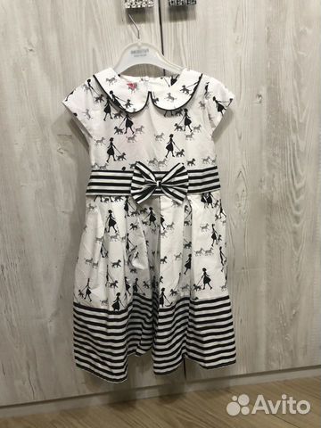 Платье для девочки на 4-5 лет новое Платье для девочки на 4-5 лет новое