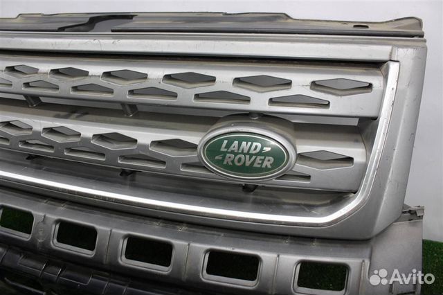 Решетка радиатора Freelander 2 (черная) Решетка радиатора Freelander 2 (черная)