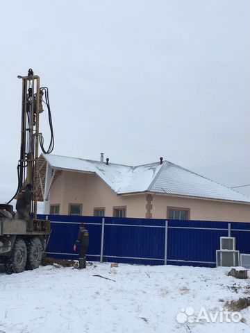 Бурение колодцев, скважин