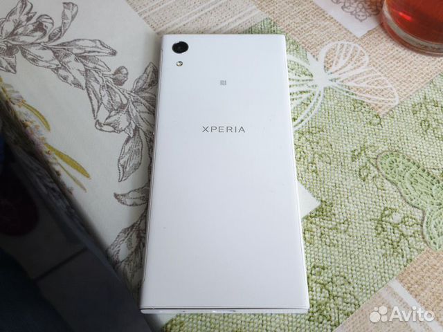 Телефон Sony xperia xa
