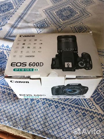 Зеркальный фотоаппарат Canon 600D kit 18-135 Зеркальный фотоаппарат Canon 600D kit 18-135