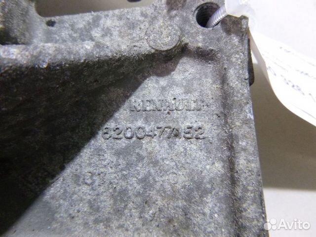 Кронштейн опоры кпп Renault Clio 3